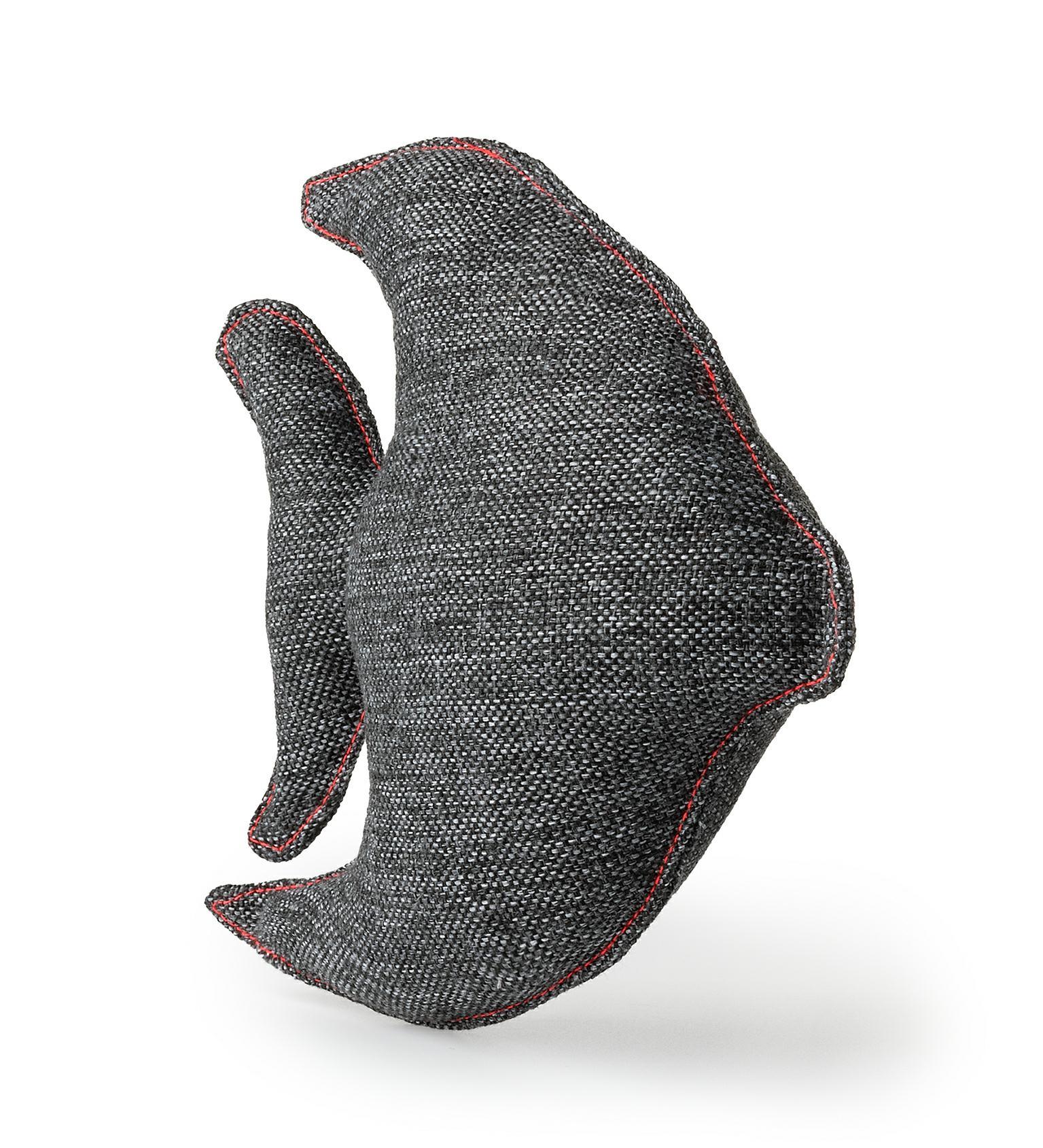 z894-materialowa-rybka-ciemny-szary-19cm